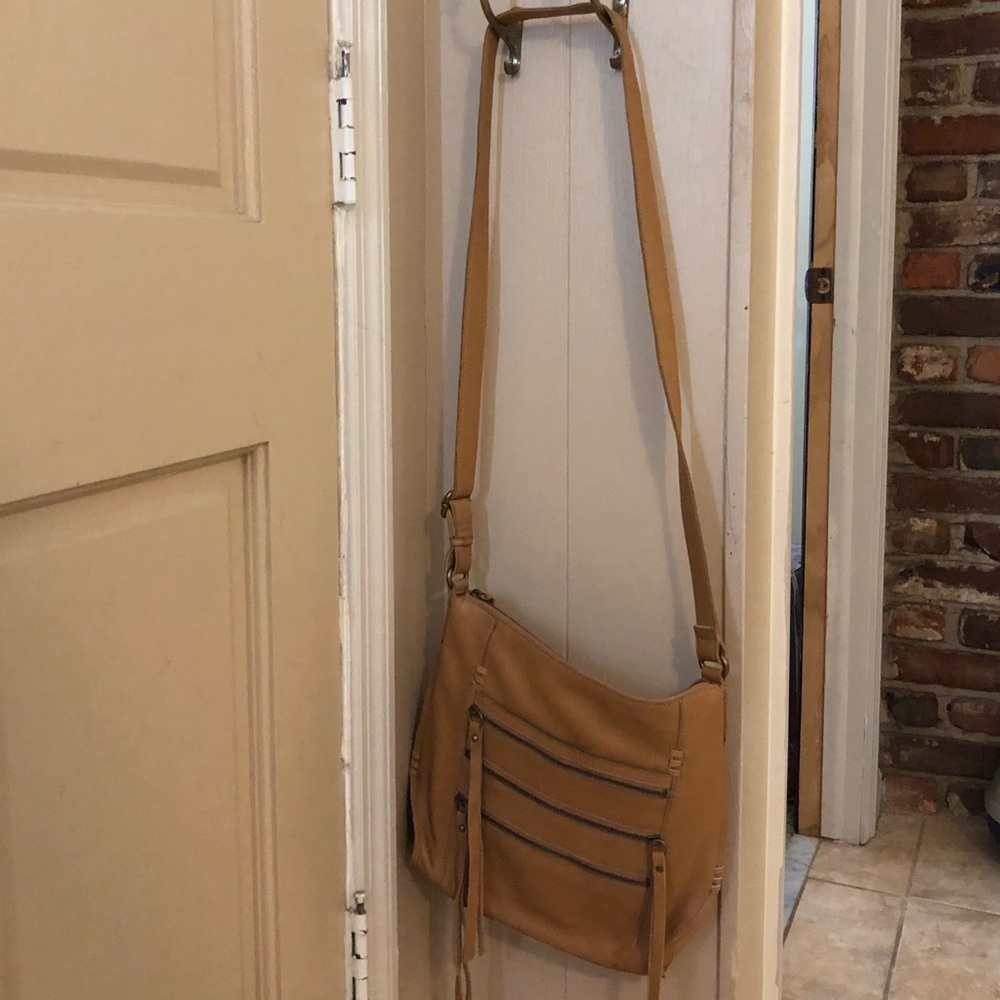 Lucky Brand Leather Crossbody Bag - Picture 2 of 3